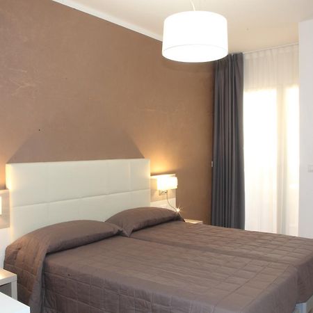Hotel Garni Losanna Bibione Buitenkant foto