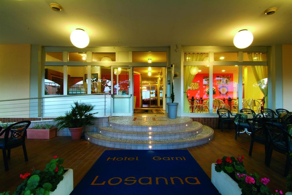 Hotel Garni Losanna Bibione Buitenkant foto